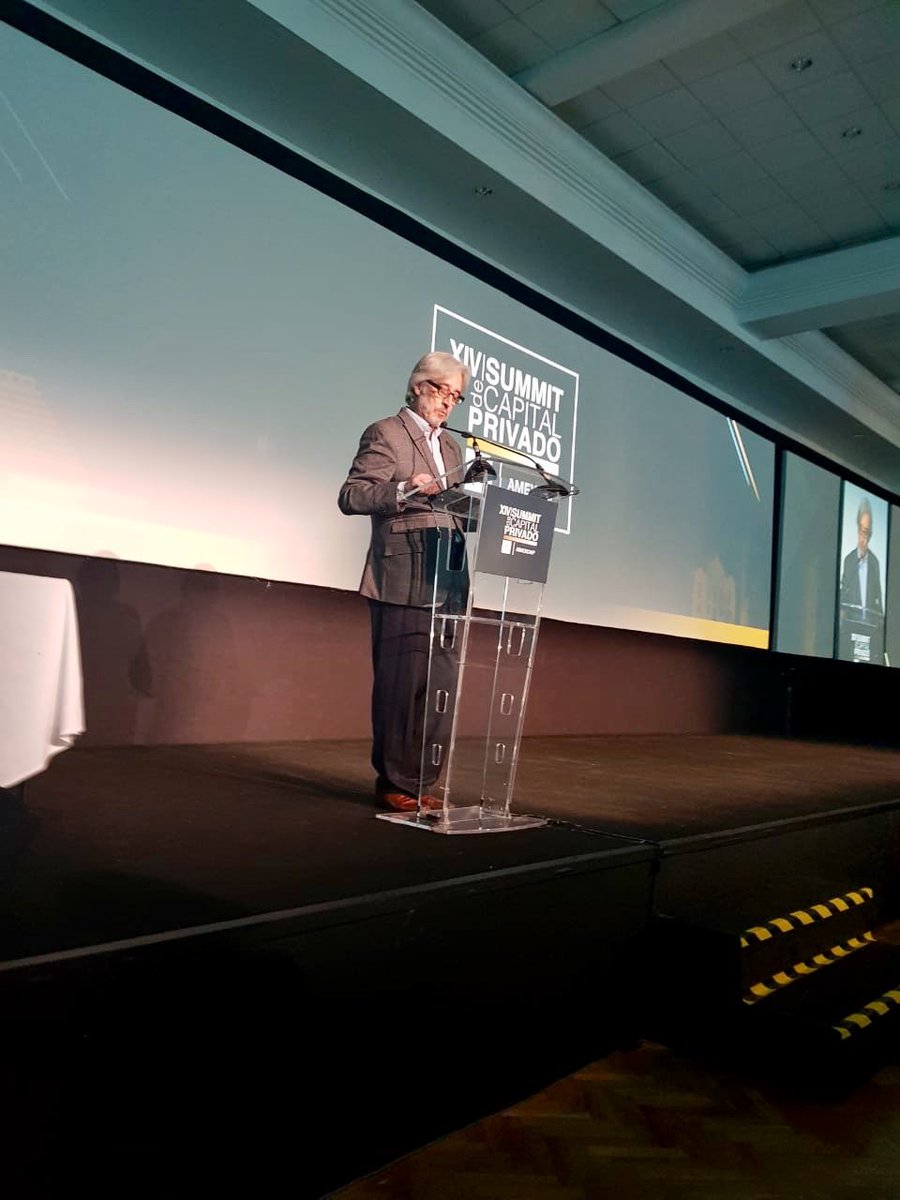 AMEXCAP's tweet photo. ¡Gracias a Adalberto Palma, Presidente de la @cnbvmx por dar el mensaje de clausura en el #XIVSummitAMEXCAP! #SumandoPorMéxico #CapitalPrivado @LiliReyesC https://t.co/9fEIsNzd2H