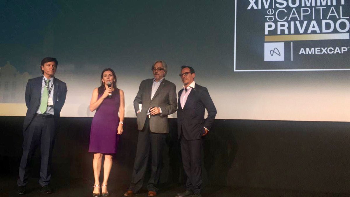 AMEXCAP's tweet photo. ¡Gracias a Adalberto Palma, Presidente de la @cnbvmx por dar el mensaje de clausura en el #XIVSummitAMEXCAP! #SumandoPorMéxico #CapitalPrivado @LiliReyesC https://t.co/9fEIsNzd2H