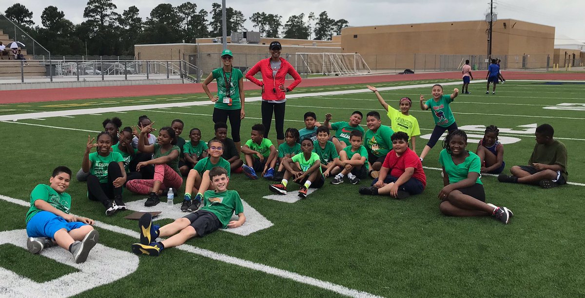 garrettgators1's tweet photo. Second year in a row!  Our Gators won 1st place tonight at the district track meet.  Way to go!!!  🐊 Thank you to our wonderful coaches, Coach Rodriguez and Coach Hobbs https://t.co/k6s3TYHQ1I