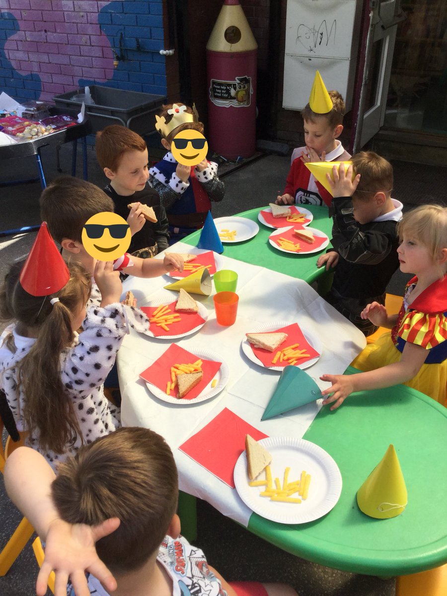 MD_Class1's tweet photo. What a truly spectacular afternoon we had yesterday! The children thoroughly enjoyed listening to all our traditional tales we had learnt about this half term. And .... the tea party was a huge success! Well done everyone! @MD_EYFS @MD_MrsThompson #MD_reading #MD_topic https://t.co/s56J6be1Xr