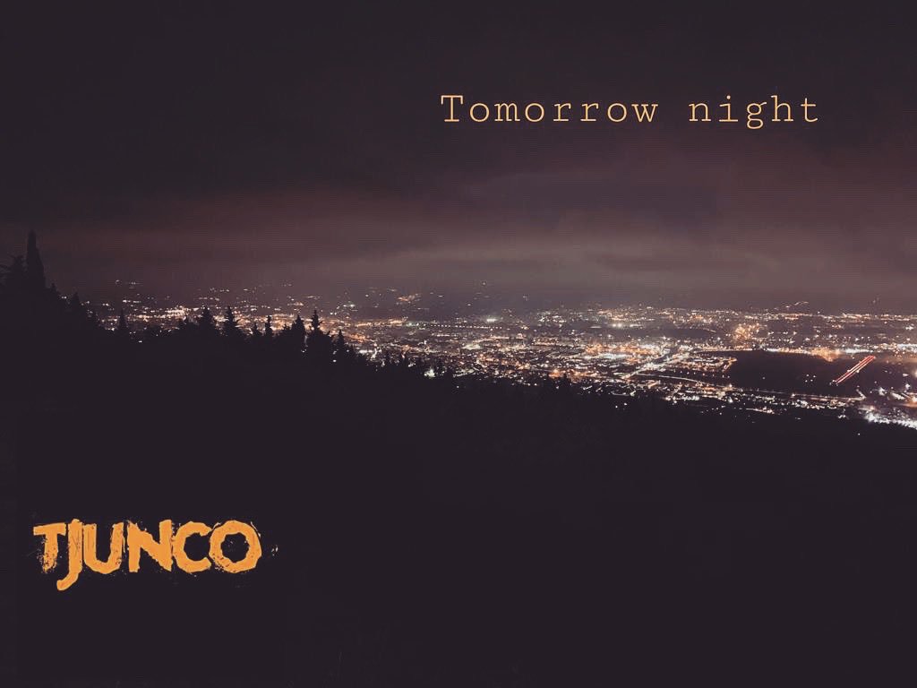OfficialTjunco's tweet photo. Live from the top of the mountain #tjunco #onlyforclimbers #landscape #view #bonfire #privategig #secretgig #guitar #cajon #livemusic https://t.co/fYNx26kQtD
