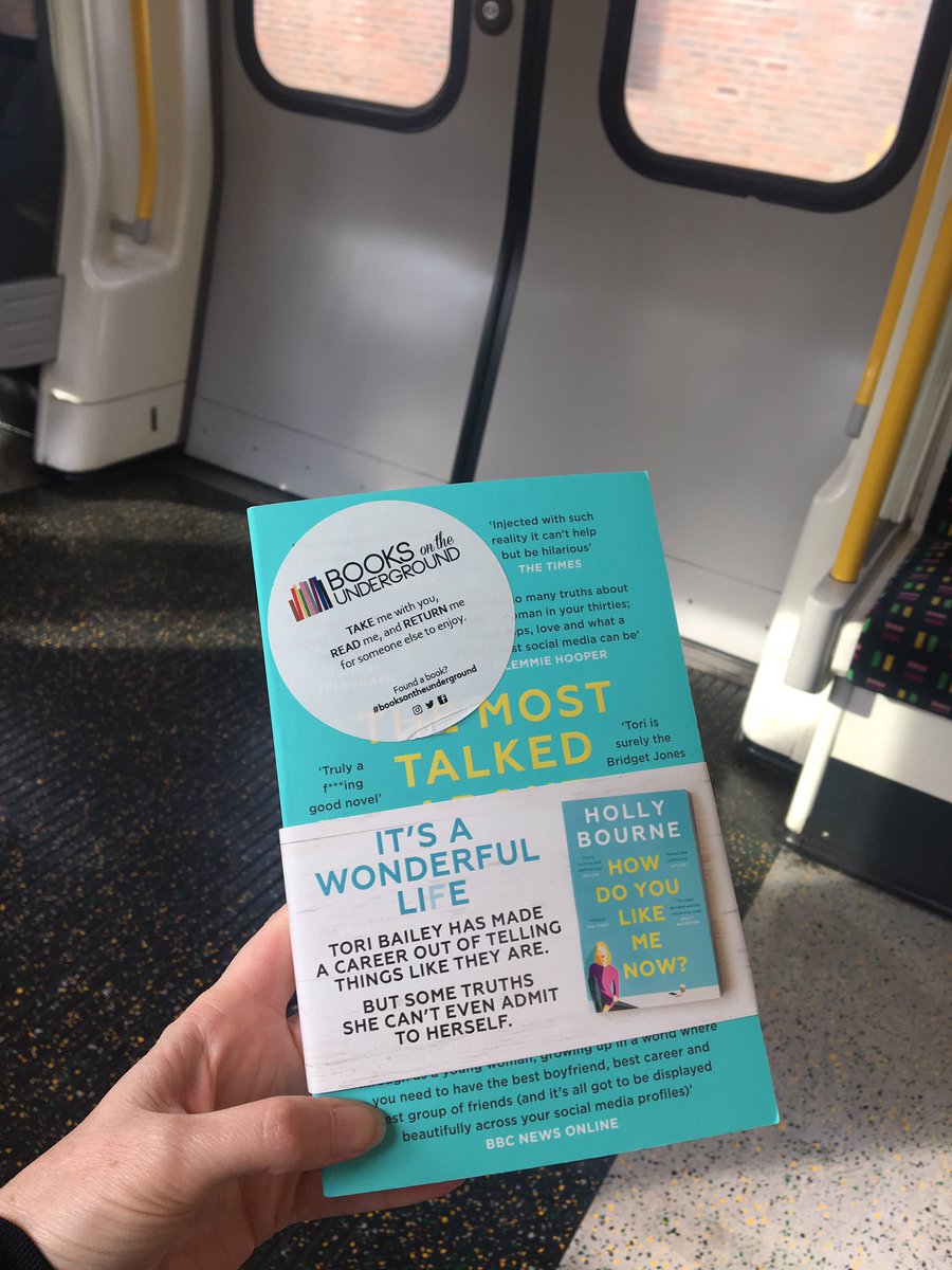 Book Ninjas are busy dropping off books for @BooksUndergrnd keep your eyes out and you might find one! The book is “How Do You Like Me Now?” by @holly_bourneYA  published by @HodderBooks #booksontheunderground #hollybourne #hodderandstoughton