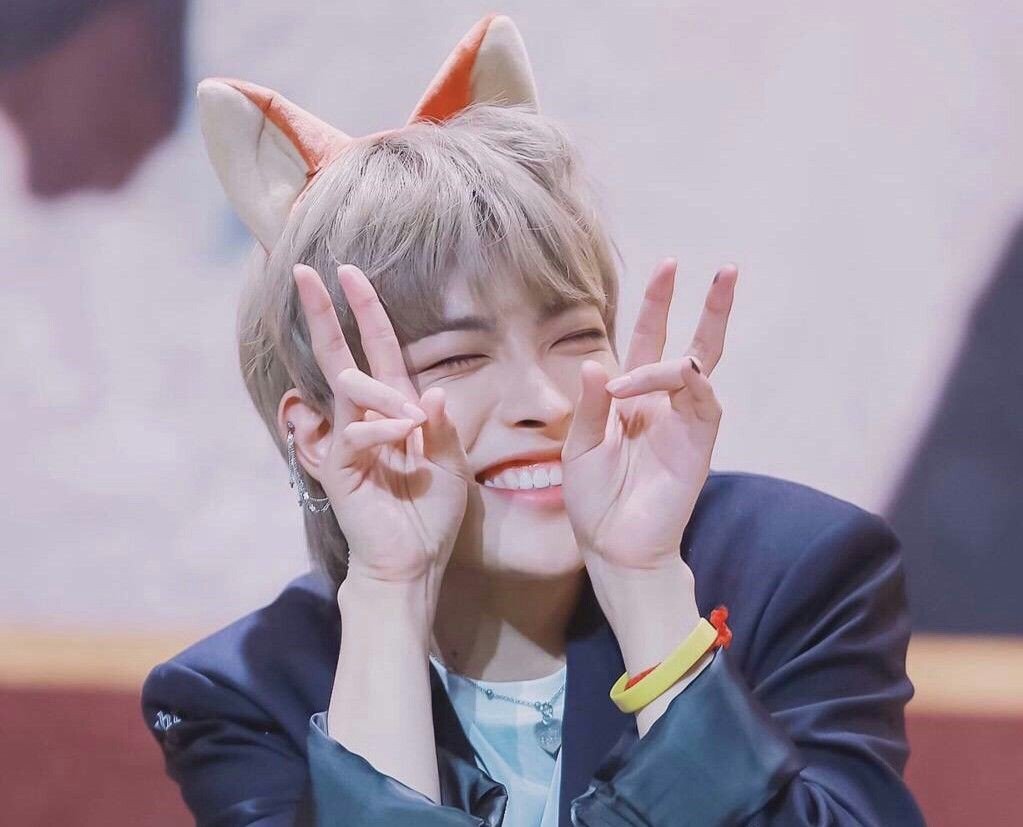 XOXOHAECHAN's tweet photo. ma quanti bacini vuoi https://t.co/H0OeP93p9L