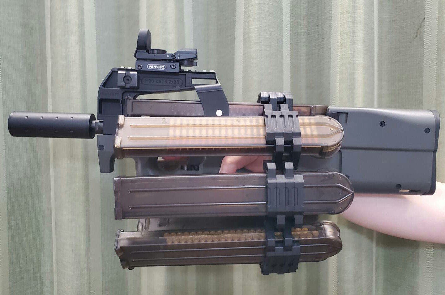LayLax/ライラクス】P90 アームドマグクリップ - ミリタリーギア