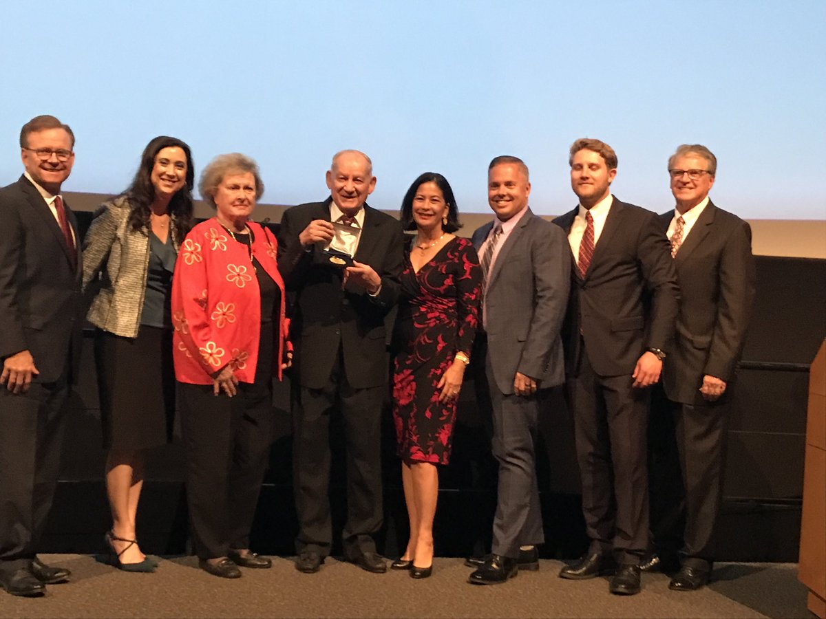 ScottEvansSharp's tweet image. The amazingly generous  Howard and Virginia Levinson are special honorees awarded the Donald N Sharp Medal for philanthropy for their support of Sharp Grossmont Hospital.  #TheSharpExperience