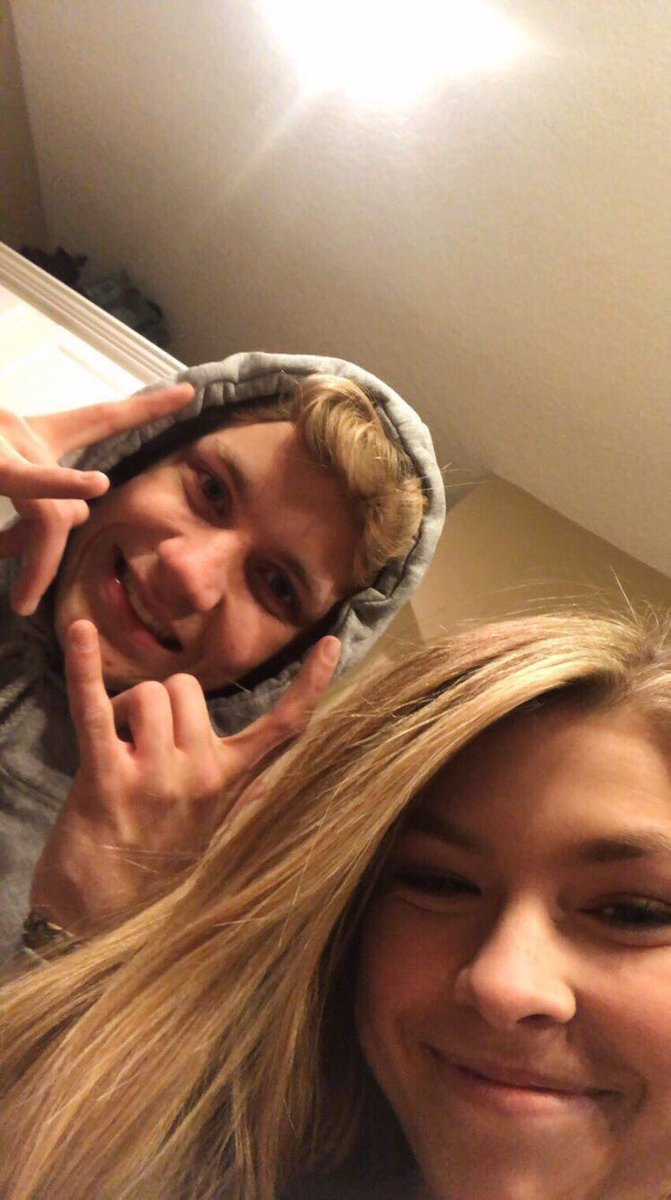 johnson_brooke0's tweet photo. hey @Zach_Mohrfeld happy birthday 🥳grateful to have your crazy self in my life...thanks for always putting up w/ me and staying by my side❤️ https://t.co/zEnNDt6SlM