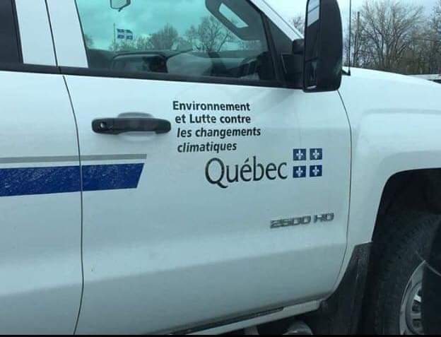 PhilClout's tweet photo. @JeffFillion ca prend un gros pickup pour lutter contre les changements climatiques ! 💪 https://t.co/2Gy1f0O9Fi