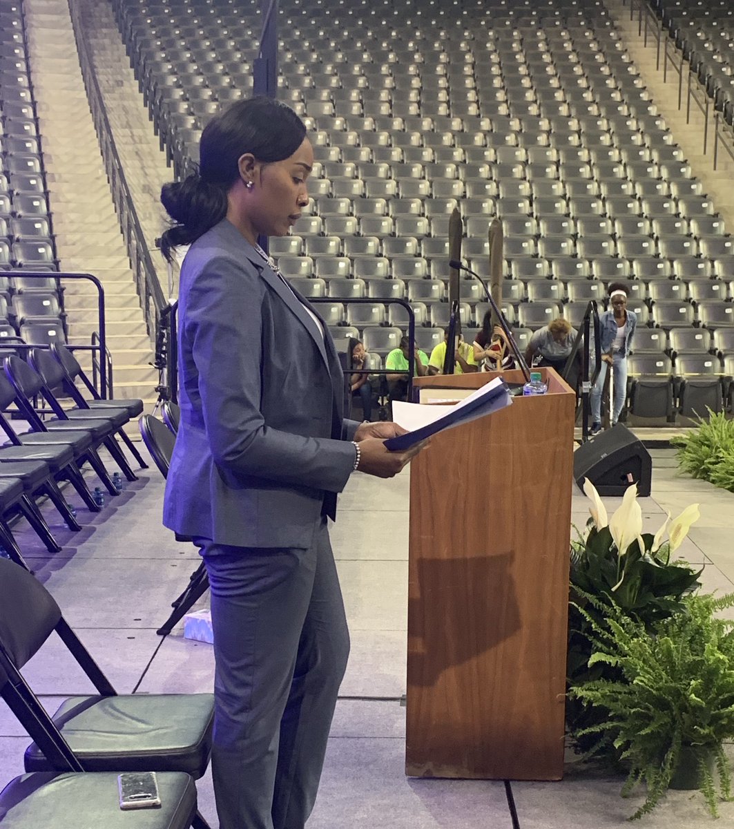 EduLdrRBJr's tweet photo. Just a few more snapshots from today’s rehearsal. @APSWashington principal @PrincipalBTW reviewing the script before our run through. @apsupdate @CarstarphenMJ @Atldepsupt @dan_a_sims #graduationseason #legacy #onward #mccamishpavilion #operationgradnation #graduation2019 https://t.co/j8C8P76vJX