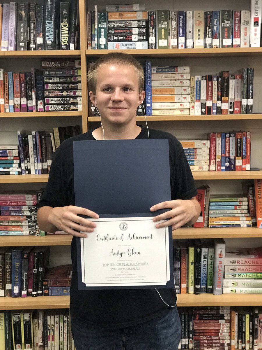 RCHSLibrary's tweet photo. Congratulations to Senior, Austyn Glenn, for being the top reader in the school this year. Austyn read over 200 books! #thatlakerlife #lakerlibrary https://t.co/WEXdPSboER