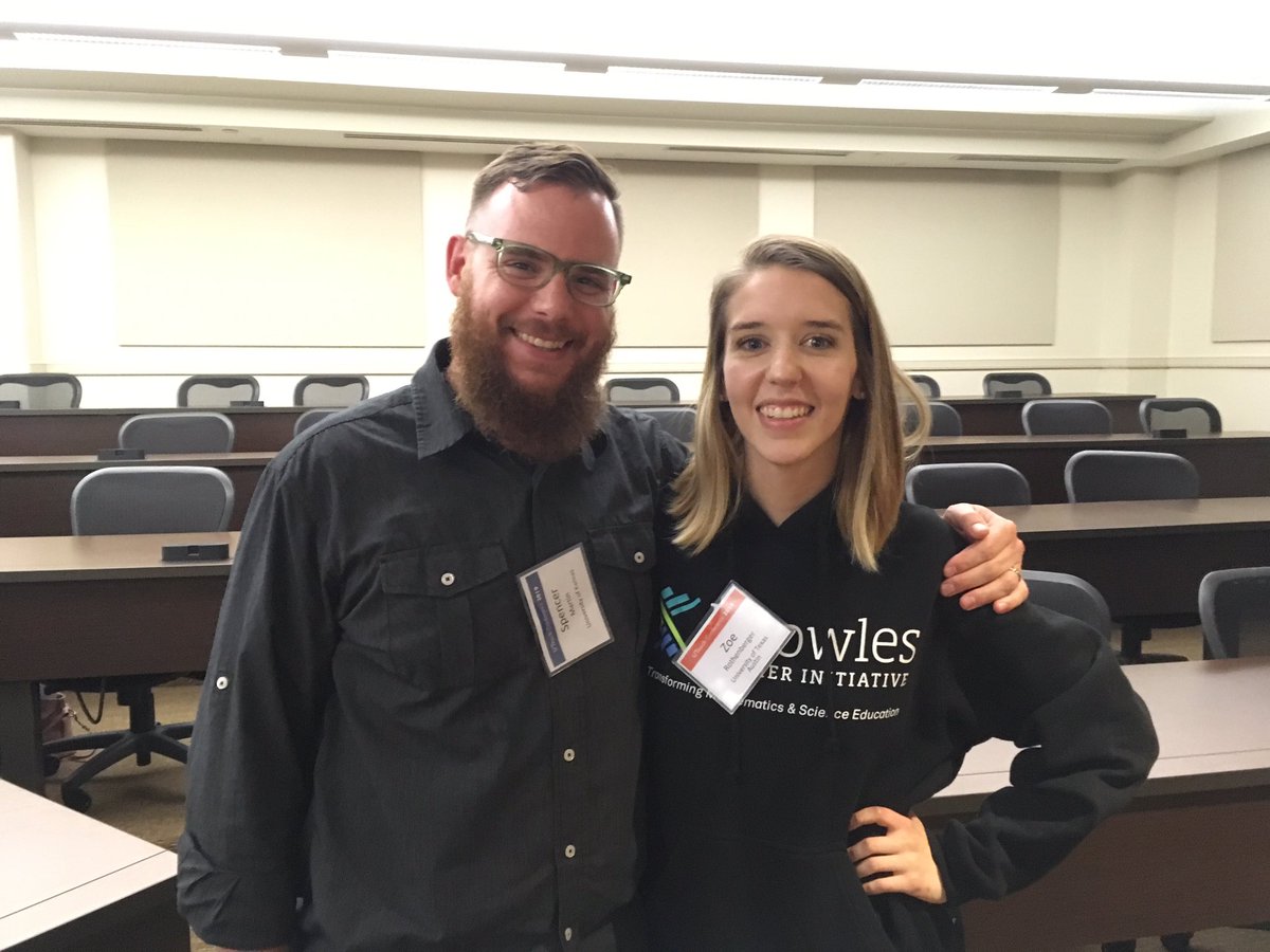 UTeachAlumni's tweet image. Two generations of @uteach at #uteachconf. @PezSMart taught @ACUTEmathteach at @ManorNewTech back in the day! #teachSTEM #teacherleaders @KnowlesTeachers