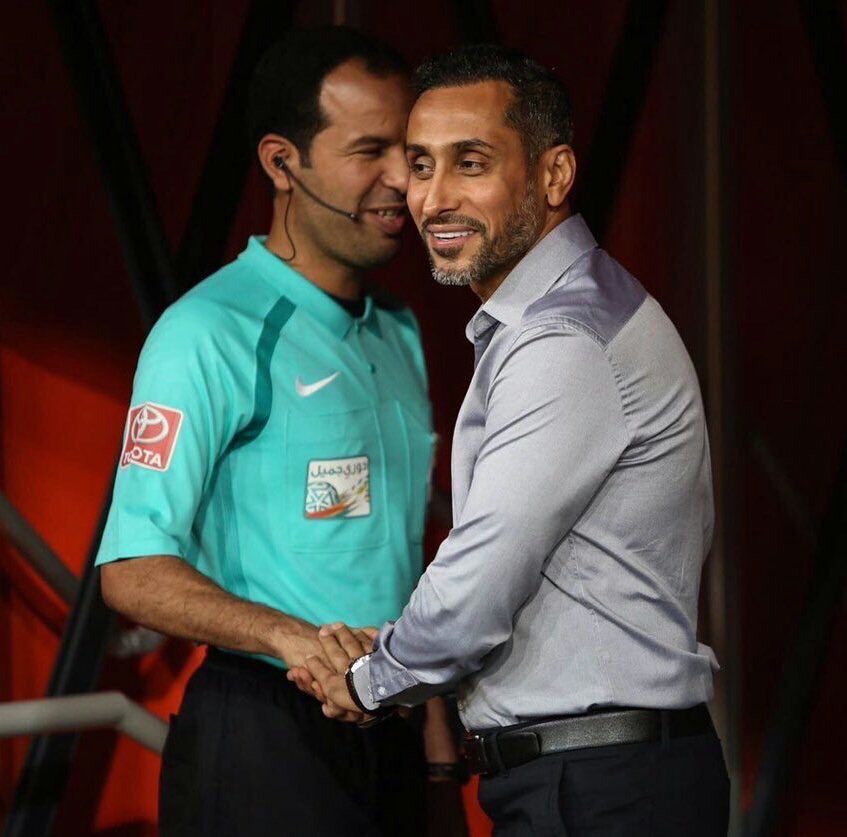 Match88888's tweet photo. نكمل بقية المقاطع في وقت اخر لانها محملة على اللابتوب .. وانا الان استخدم الموبيل 
.
حتى فريق #الشباب حصل على دعم تحكيمي بتاريخة لم يحصل علية في دوري 2017 بسبب ان #سامي جابر مدربة ورغم ذلك وصل مع سامي للمركز #التاسع قبل اقالتة https://t.co/d0KSO76txn