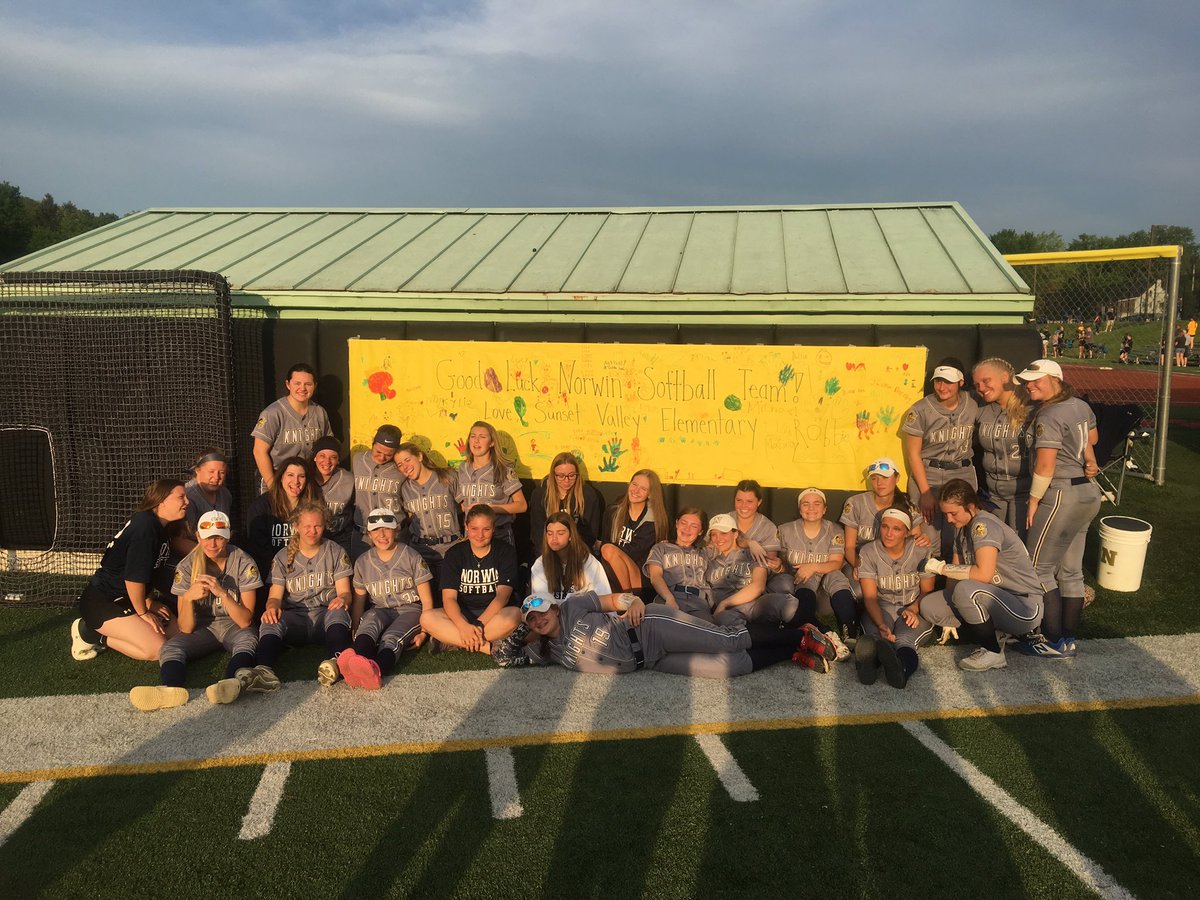 G_LowK's tweet image. It’s been an amazing year Ladies!  Thanks for the show and never quit grinding.  @sydney_lokay @alexnicole_14 @mallory_wensel @ShimkoVictoria @Cookcar787 @yoder_leah23 @baileebertani11 #NorwinPride