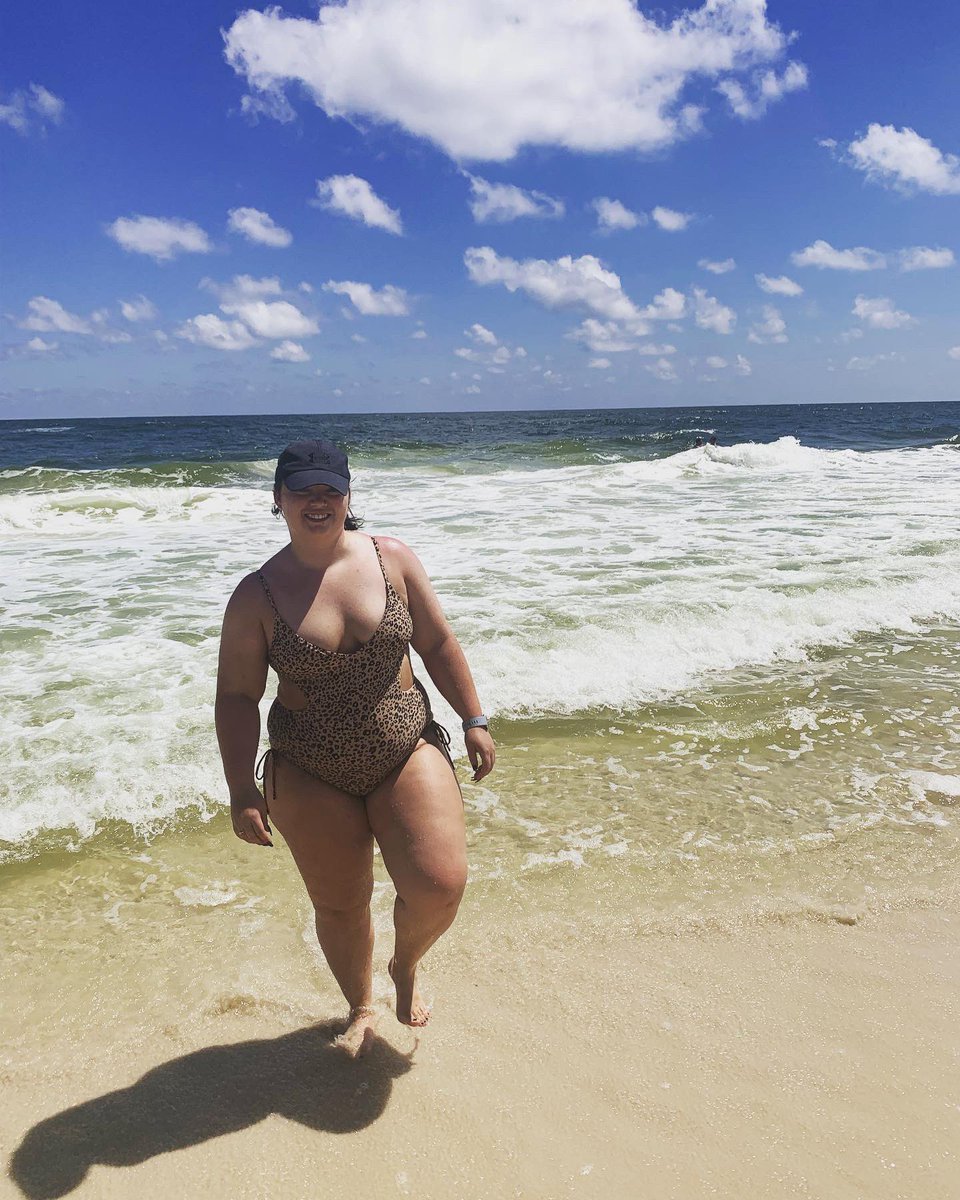 ShelbieLoved's tweet photo. “As far as I’m concerned, a swimsuit body is a body with a swimsuit on it.” -Willowdean Dickson https://t.co/6PN3CJSDok