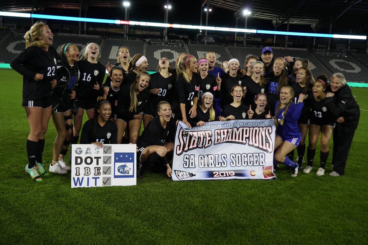 9Preps's tweet photo. Congratulations to @GrandviewSoccer, the 5A girls’ soccer state champion! The Wolves defeated Arapahoe 2-1 #9Sports #copreps https://t.co/3ISBX78mmt