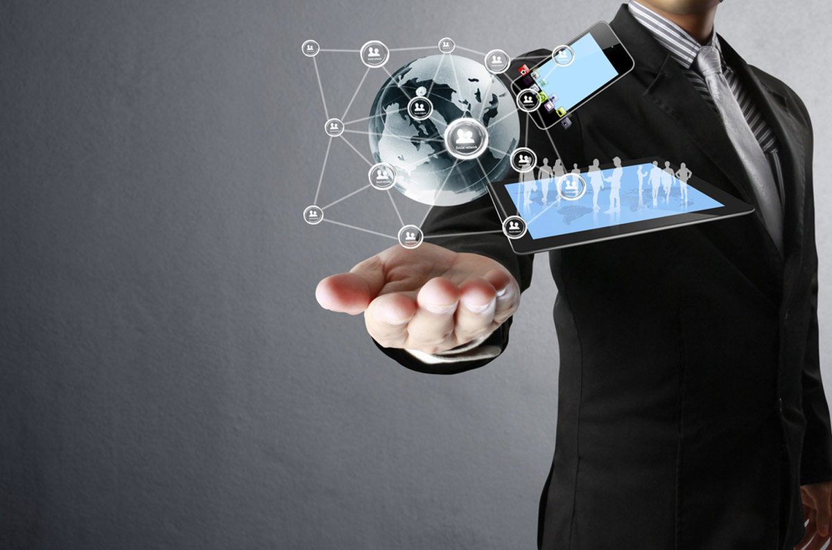 Facebook is realizing a healthy local news environment is important for SMB’s, and their own bottom line.  
zurl.co/BU2t
#facebook #smb #localnews