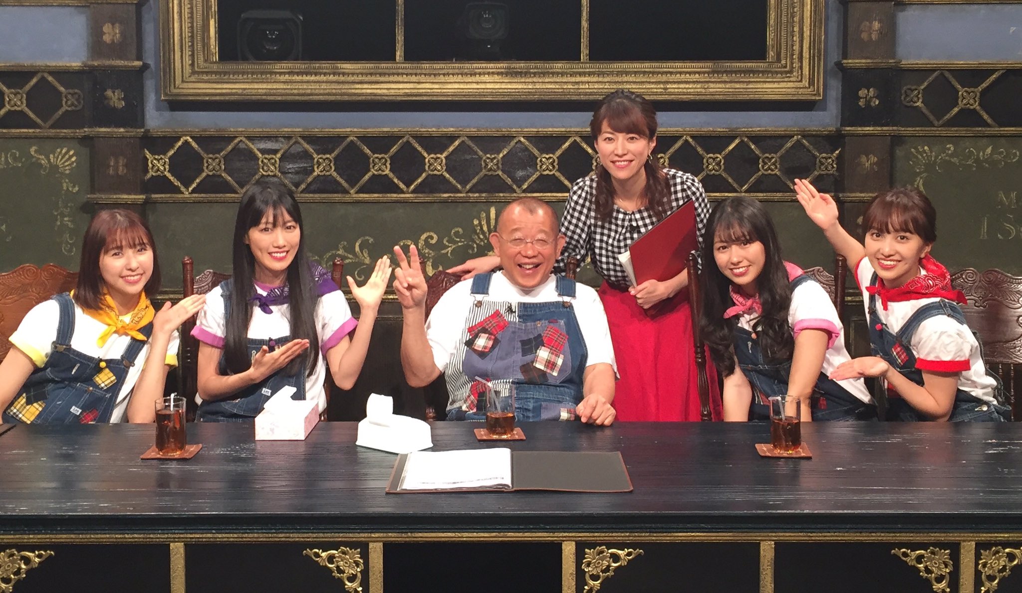 鬼 頭 里 枝 ギャラクシー賞 の大先輩笑福亭鶴瓶さんとももクロちゃんに助言を頂きに関西テレビに 鶴瓶さんを待ち受け にすると幸せになれるそうで今日から待ち受けは鶴瓶さんです 久々かなこ ちゃんにも会えました 桃色つるべ 鶴瓶さん も