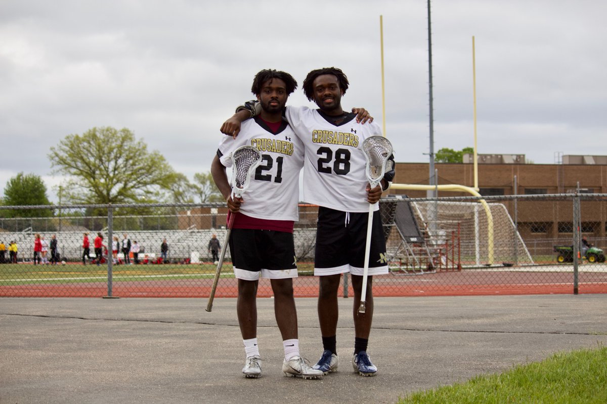 Evan Petzold tweet media