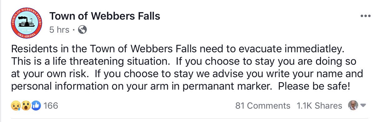 spann's tweet photo. The Webbers Falls OK police chief says anyone who chooses to stay should get a black marker and write their name on their arm “so their body can be identified”

#webbersfalls #okwx #flooding https://t.co/PeV2OwWXGE