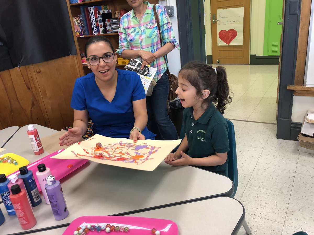 CounselorSoto's tweet photo. S.E.L night was a HUGE success! Thank you to our families who came out to relax and unwind with us! Thank you to our staff for being amazing & staying late to help make the event memorable! #PLSamHouston #PLIgniteTheLight #PersonalizedLearning #SELNight #SchoolCounselor #SelfCare https://t.co/IYlbVDRuEr