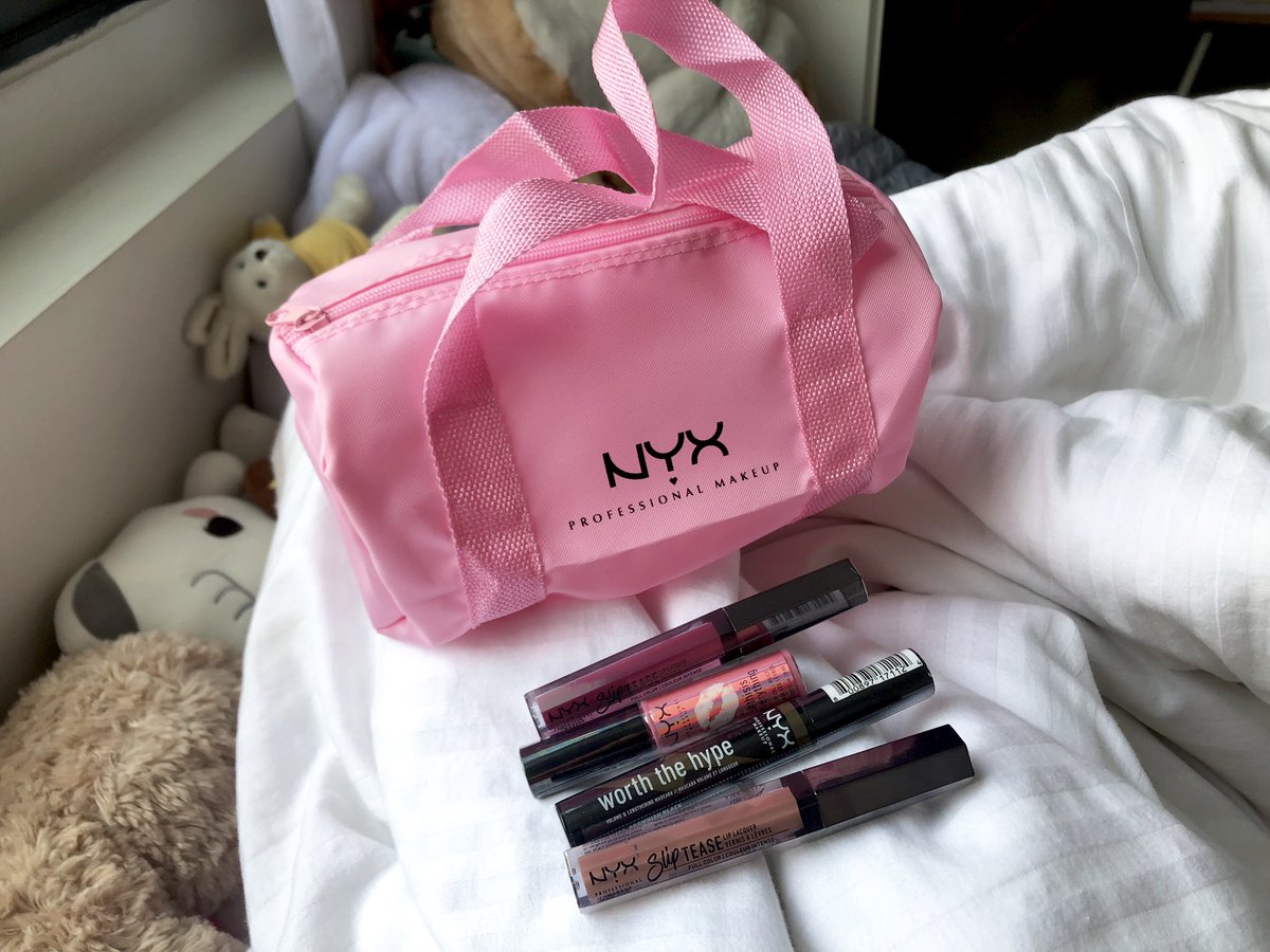 จอยจี้ เลิฟเบอร์รี่ ⸝⸝𓈒🍒 tweet media