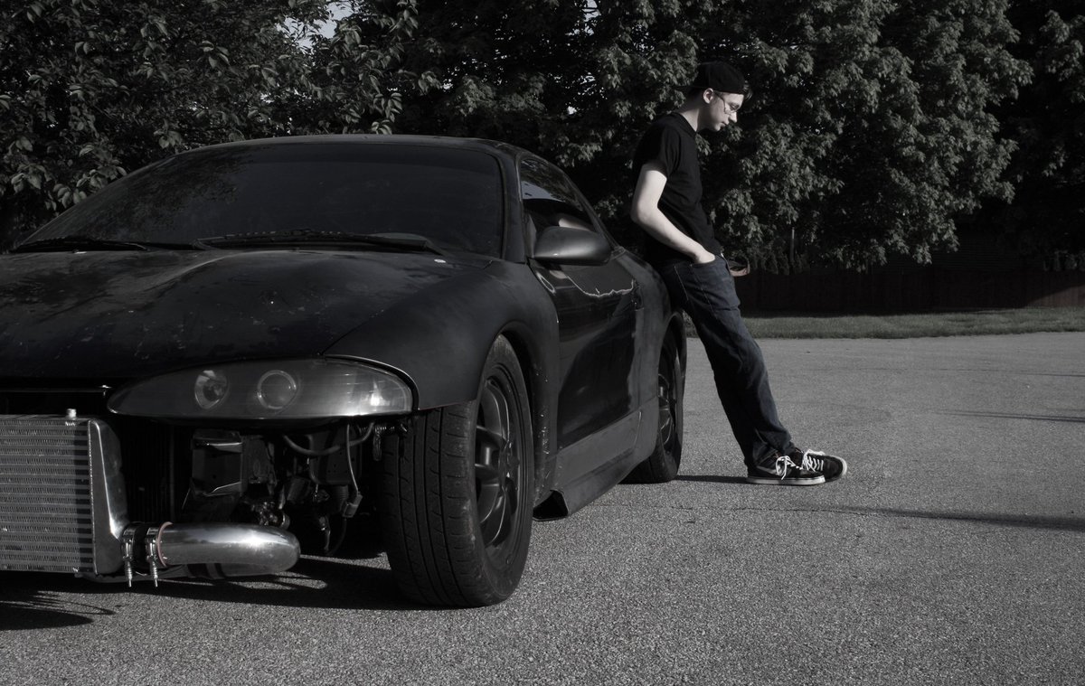 cheshirewolve's tweet photo. Look at this angry bitch! 👏🏻 She's ugly as fuck currently but DAMN does my baby make her look good 😍 yikes. I love taking his photo. Got me swoonin over here. 
#eclipsegst #projectcar https://t.co/1nN7ebKW9I