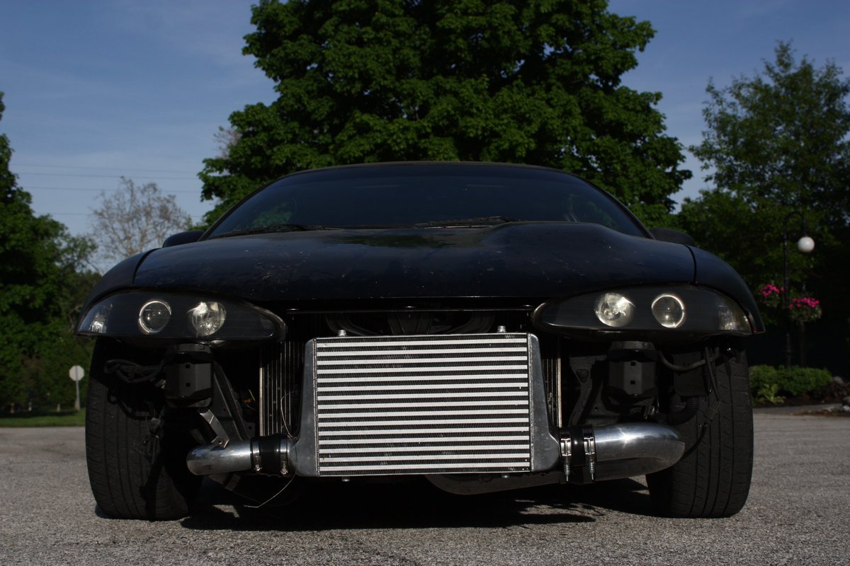 cheshirewolve's tweet photo. Look at this angry bitch! 👏🏻 She's ugly as fuck currently but DAMN does my baby make her look good 😍 yikes. I love taking his photo. Got me swoonin over here. 
#eclipsegst #projectcar https://t.co/1nN7ebKW9I
