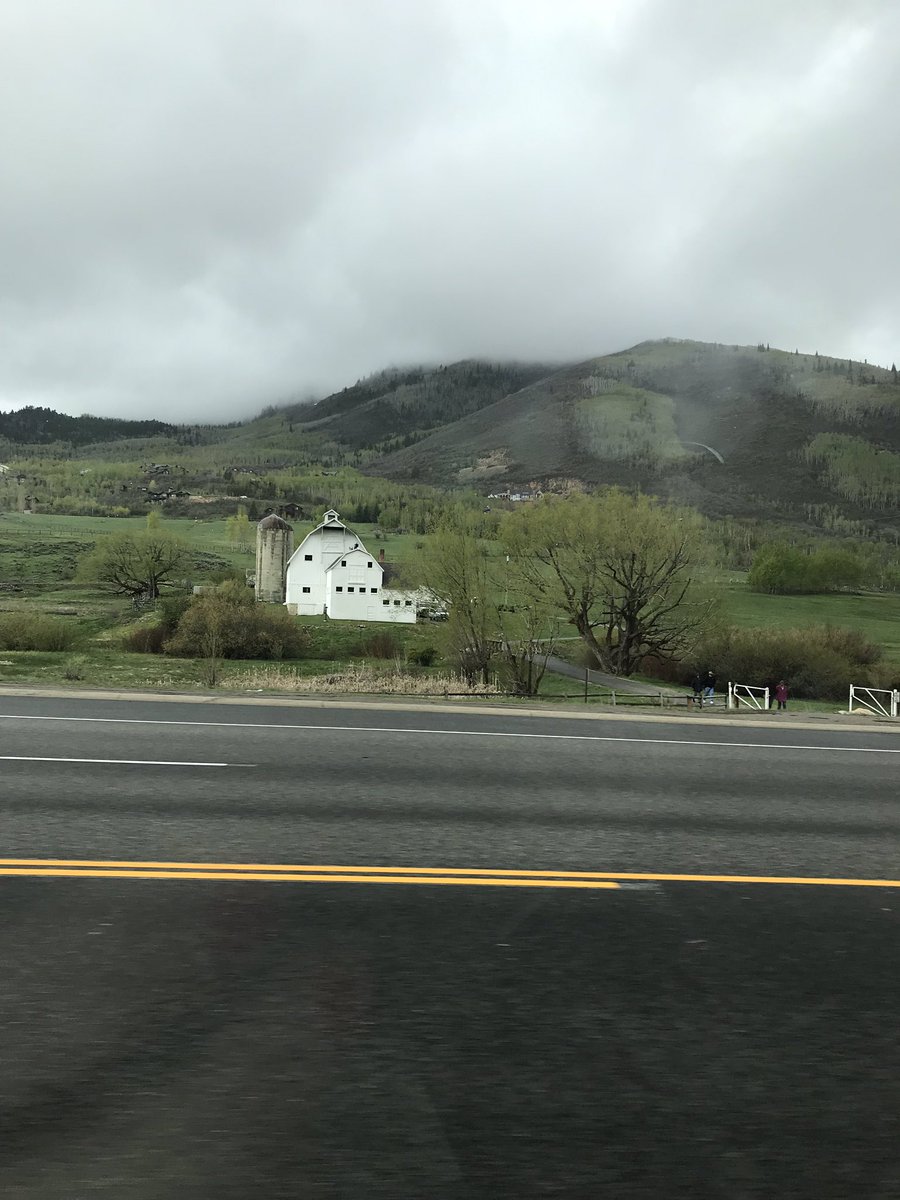 amysagedemik's tweet photo. This massive project is wrapping up! Just a few more weeks and fini! I’ll miss the views and the drive up the most! https://t.co/9cVXQGi4EZ