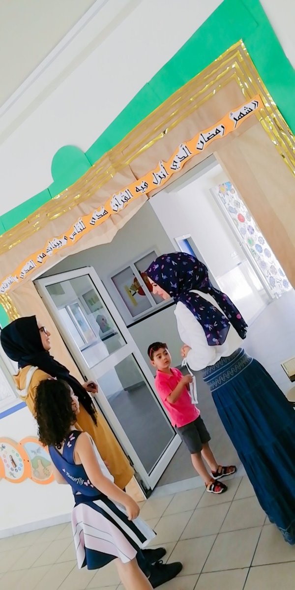 AngleAnge's tweet photo. May Allah shower his countless blessings on believers on the holy month of Ramadan and always. #prtfolioday #konozRamadan @DawhaHighSchool @FThaalby https://t.co/h40LgOy2kz