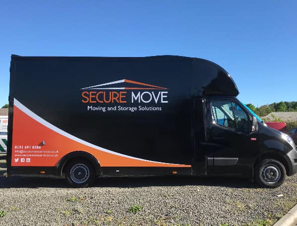 SecureMoveUK's tweet photo. The new van has its new livery on and is straight to work...
Thank you to Top Signs in Hexham for the graphics.. Secure Move loves it! @topsignsltd #Topsigns #Livery #Hexham #Halwhistle #movingservices #movinghome https://t.co/u4rJJMrk4d