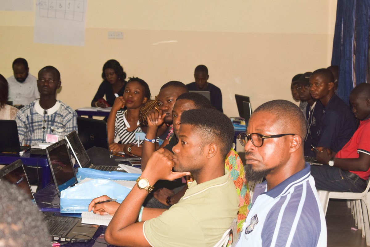 LeadResourcesNG's tweet photo. Day 3 Start-up Loop Training: finance is an integral part of your business... Take your time to get it right
#Startuploop2019 #business #enterpreneur #innovation #ogunisready #Leadresourcesng #enterprise #businessecosystem #bmc #echovc #venturegarden #cchubgrowthcapital #finance https://t.co/aufnLYs14p