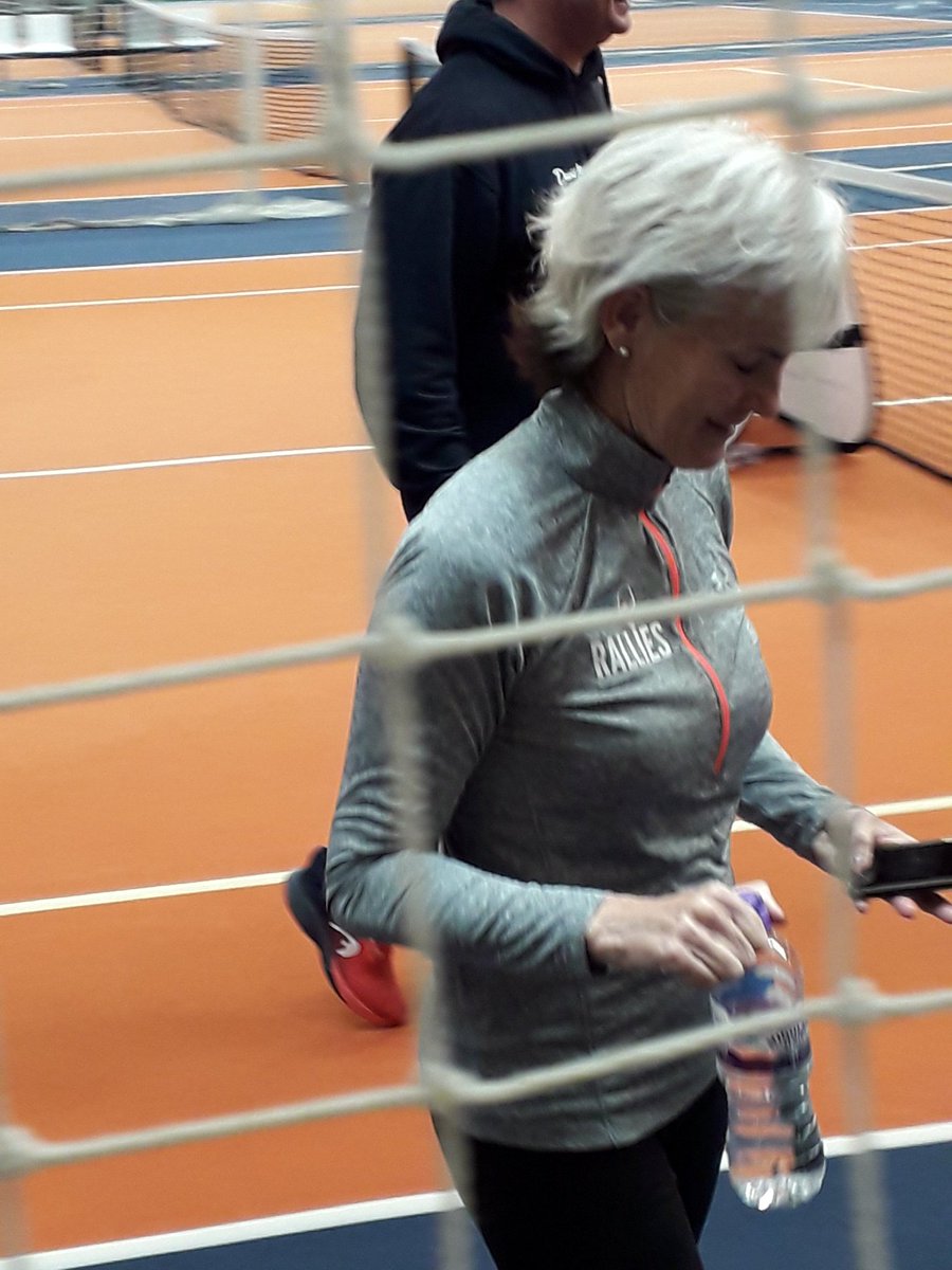 toncol1's tweet photo. Judy Murray seen at DL Chigwell today  the kids were having a great time #Judymurray #tennis4kids #davidlloydchigwell https://t.co/jjMv3XWwMs