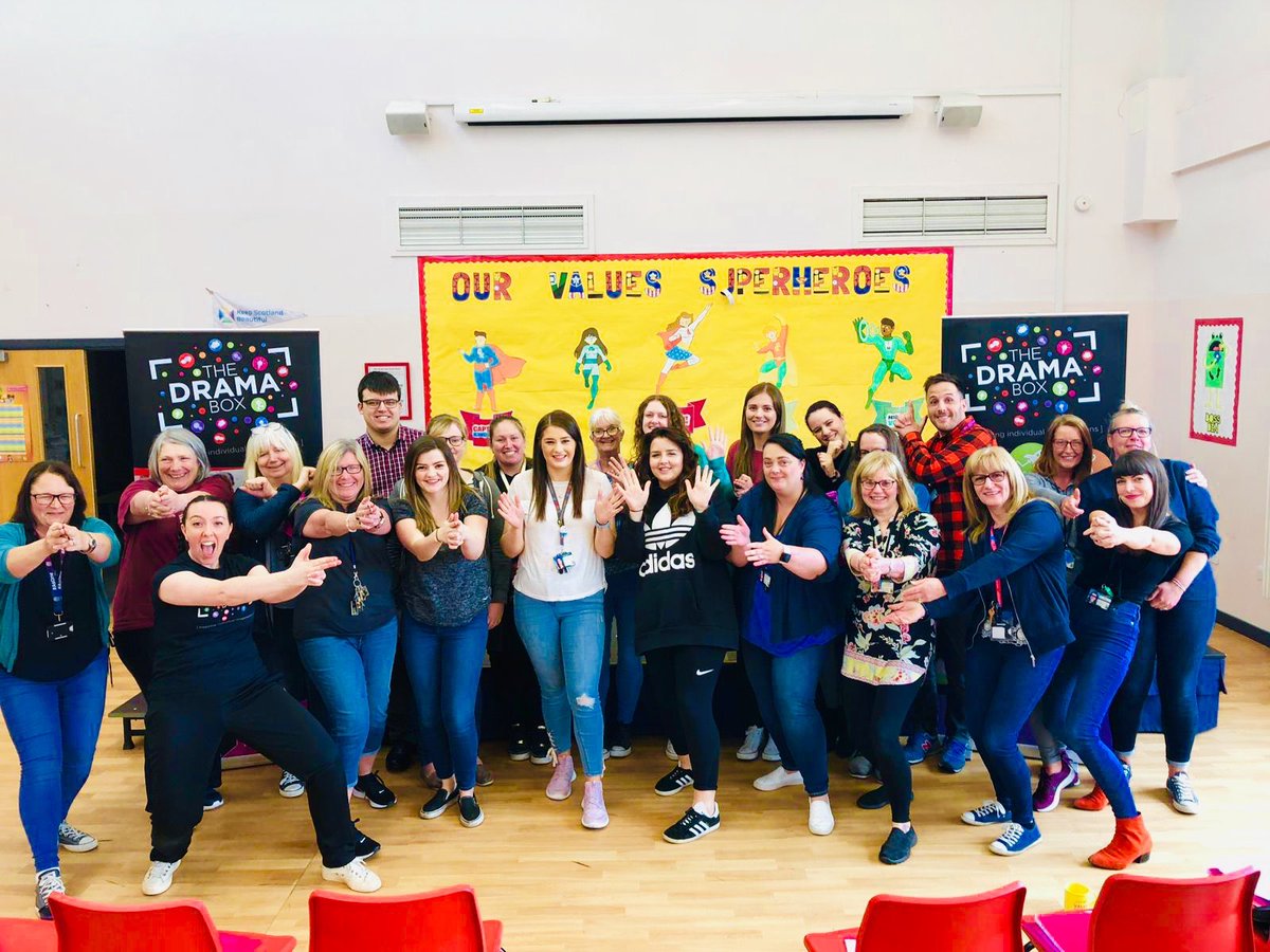 Brilliant session with these superhero teachers at @AntoninePrimary this morning! We can’t wait to come back in the new term to meet the pupils of these creative teachers and welcome our Drama Champions! 👀🤗 #creativityisgreat #expressivearts #drama #glasgowcitycouncil