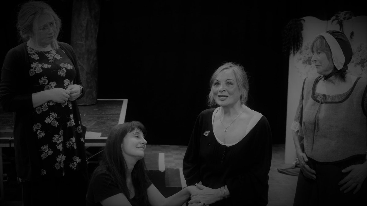 WansteadPlayers's tweet photo. Rehearsal photos from Playhouse Creatures. Opening night tonight @KMTheatre https://t.co/hmqzZVxRwm