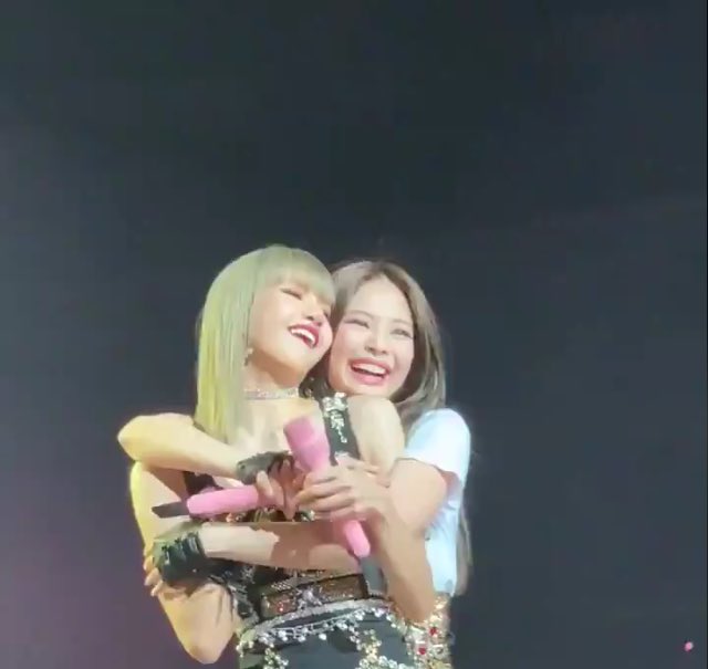 JeyGreyNovels's tweet photo. If someday they happen to proclaim their love for each other. Would you still love them? Would u stay? Would you support them and not judge them? Would you still be a blink? Would you? https://t.co/W9CFxnWi1N