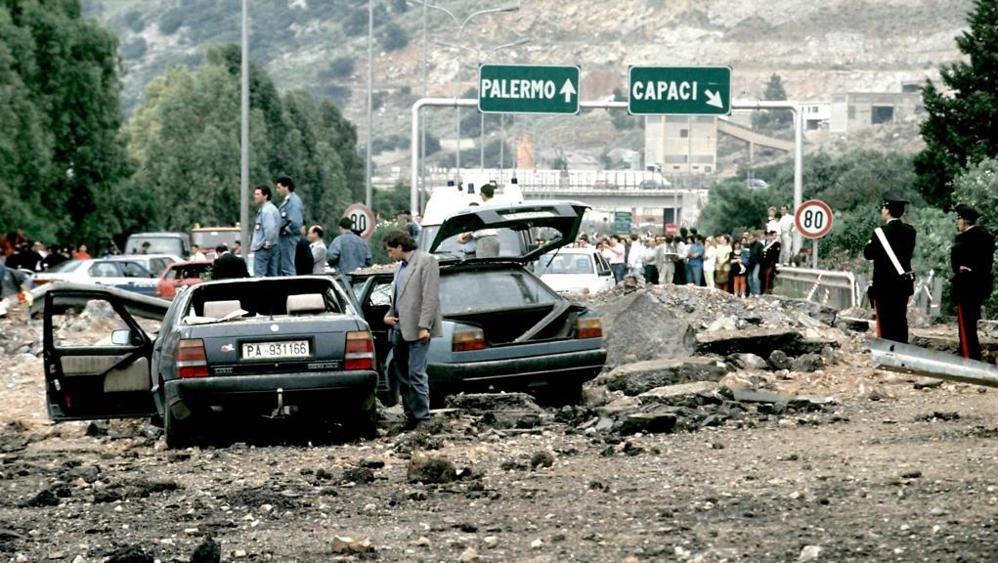 CCortiMD's tweet photo. Important day for #Italian people commemorating prosecuting magistrate Giovanni #Falcone 's death in '92. He spent most of his life trying to overthrow the power of #Mafia. After a long career, culminating in the #MaxiTrial in '86–'87, he was assassinated in the #Capaci bombing. https://t.co/rzkOYatg3f