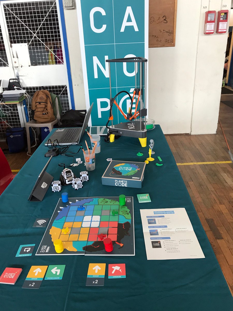 Canope_76's tweet photo. 😍 200 élèves réunis aujourd'hui pour la première édition du festival scientifique et littéraire #Festirobot 👾 à #Rouen organisé par le bassin d’éducation et de formation rive droite @acrouen
@Canope_76 anime des ateliers #planètecode 🌍 imprimante 3D codage et robotique. https://t.co/TLmr26OAyT