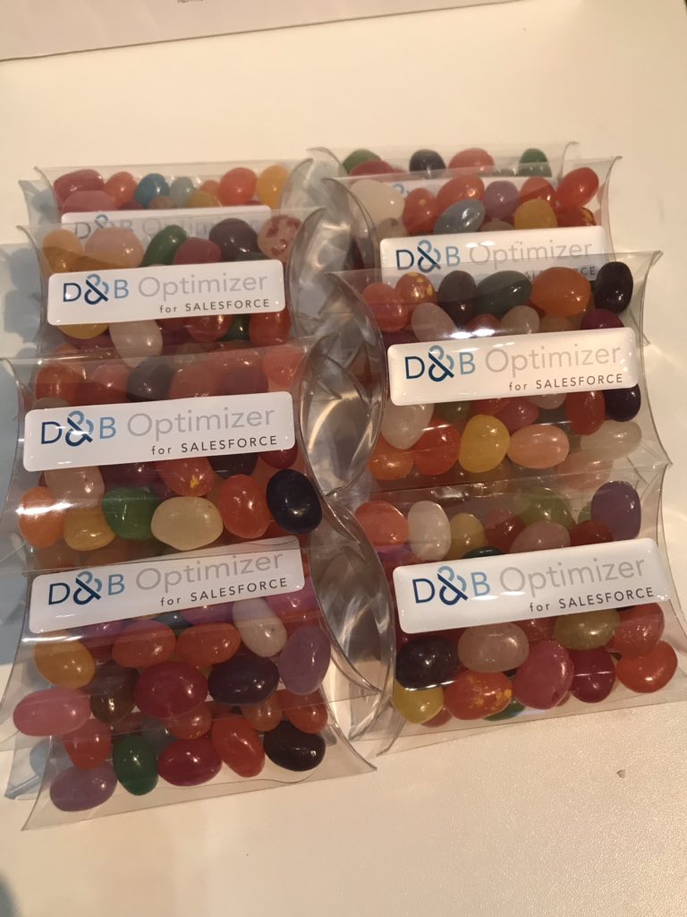lenastuart01's tweet photo. The sweet taste of sales success! Find out how D&amp;B Optimizer can provide you with direct access to real-time, clean, quality and actionable data at your fingertips. Plus, grab some jelly beans for your afternoon sugar rush! Visit @dnbukteam in the Expo now. #SalesforceTour https://t.co/zEdTtJiLKD