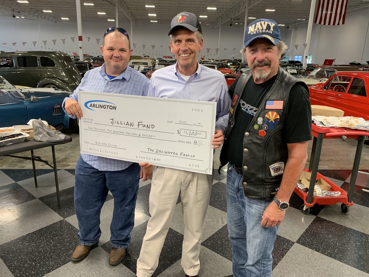 aslawetsky's tweet photo. Thank you Carolina Wholesale did Amazing stop, thanks for feeding the Patriots Pack and THANK YOU FOR YOUR DONATION!!! #RideForJillian
#patriotspack
#rollingthunder
#TheJillianFund https://t.co/kndI8ouGzc