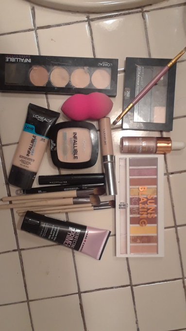 This plus an hour of time is what it takes to look this good for you #slaves. $send while I sit here<a href="/tag/goddess"class="tags"><span>#goddess</span></a><a href="/tag/tribute"class="tags"><span>#tribute</span></a><a href="/tag/mistress"class="tags"><span>#mistress</span></a><a href="/tag/slaves"class="tags"><span>#slaves</span></a><a href="/tag/findom"class="tags"><span>#findom</span></a><a href="/tag/beta"class="tags"><span>#beta</span></a>