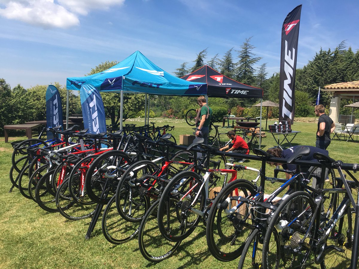 La rando #ArkeaVentoux
On attend les 30 dirigeants pour l’assaut du mythe 🚵‍♀️
Vélos prêts !