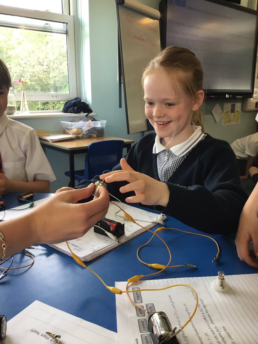 GorseyBank's tweet photo. We’ve had a great morning observing #gorseyscience lessons across the school - lots of very exciting learning going on!! 🌱🌷🌎💡🔌🌡🧪 https://t.co/rkAZYeGEGt