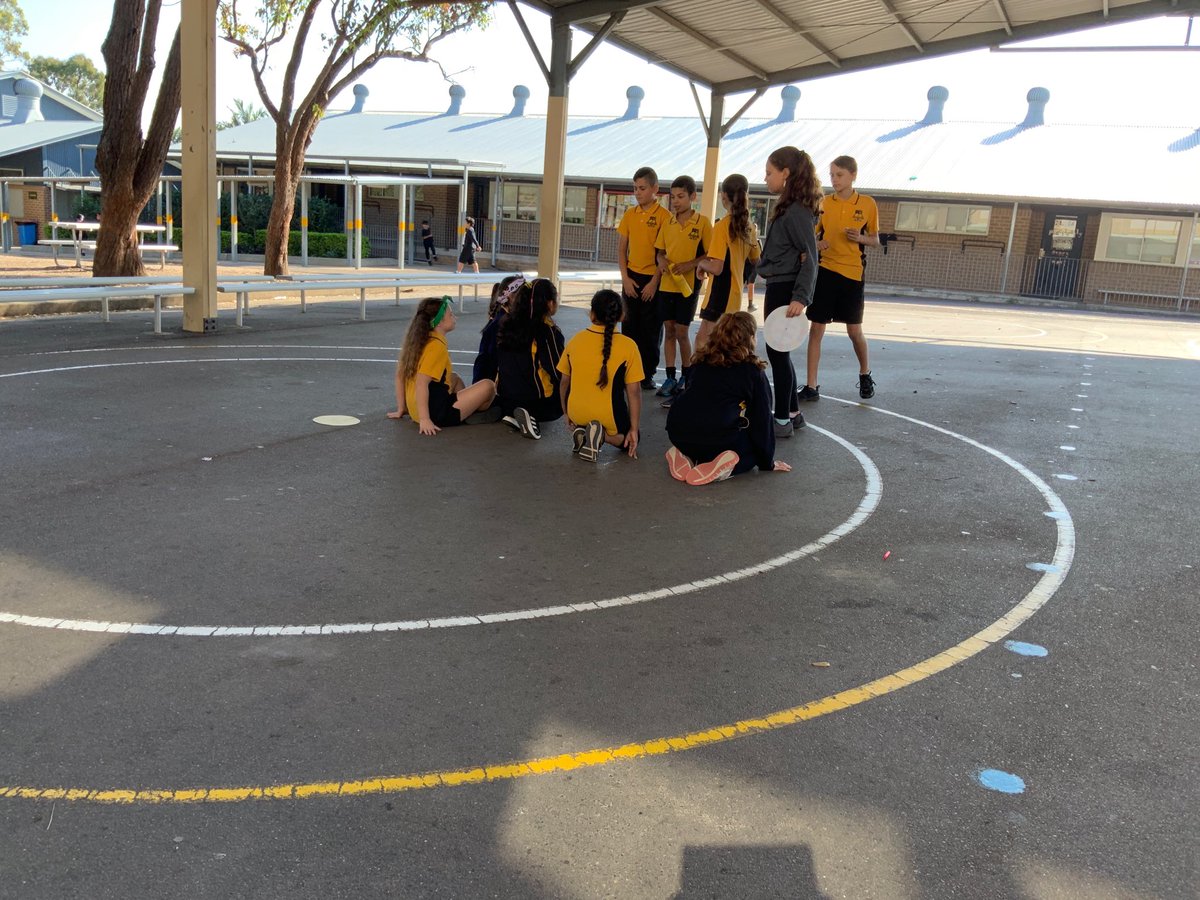 Years 4 and 6 completing ⁦⁦<a href="/KidTeachingKid/">KidsTeachingKids</a>⁩ training ready to use their skills to bring about a call to action on the environment ⁦<a href="/see_natalie/">Natalie See</a>⁩ ⁦<a href="/hilltoproadps/">Hilltop Road PS</a>⁩