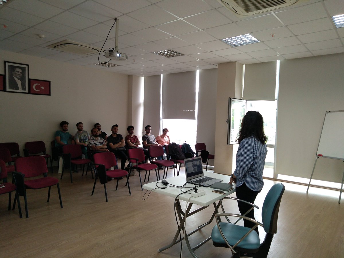 Ege Bölgesinde bulunan üniversitelerin Bilgisayar ve Yazılım Mühendisliği bölümü öğrencilerinin katılımıyla gerçekleşecek olan“Genç Beyinler Yeni Fikirler Proje Pazarı ve Bitirme Projeleri Ortak Sergisi”ne katılım gösterecek Paü'lü öğrencilere  Teknokent’te eğitim düzenlendi.