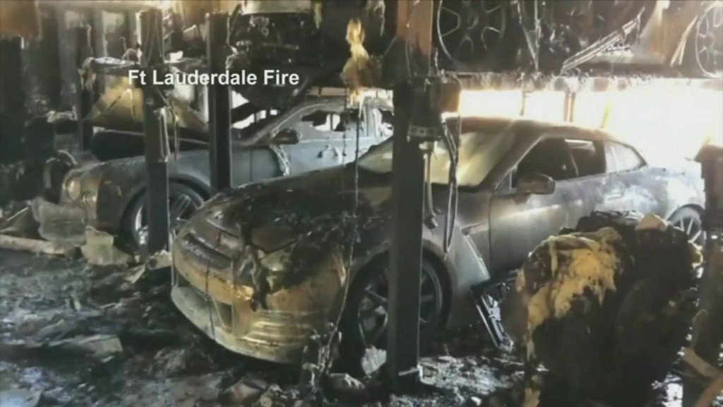 ABC7NY's tweet photo. House fire destroys $1 million in luxury cars in Florida https://t.co/6SOwnAXRke https://t.co/BO2sH06j9T