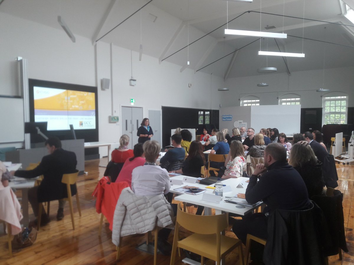 UCC_Hub's tweet photo. What do we want the 'experience' in our @ucc #Hub to be?Key values emerging: approachable, empathic, professional, innovative, proactive, respect @CareersUCC @DSSUCC @UCCPLUS @UCC_MSO @uccsocieties @johbees Thanks to  @EngineeringUCC for the loan of your beautiful drawing room! https://t.co/PzYn19vq26