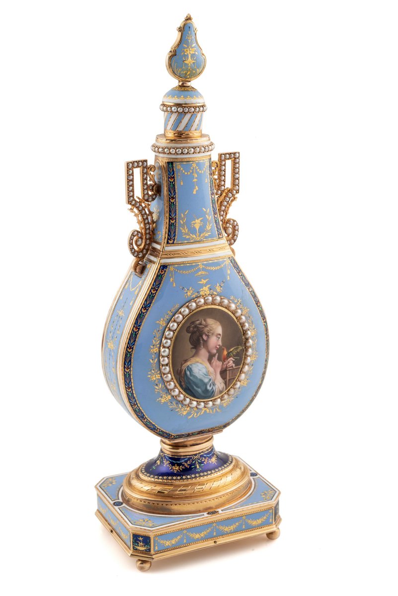 WatchTimeIndia's tweet photo. @Jaquet_Droz L’Oiseau Privé automaton clock fetches record price in @Antiquorum auction. Details live on https://t.co/IqATIewjg8
#WatchTimeIndia #JaquetDroz #Automatonclock #automaton #JaquetDrozautomaton #antiquorum #antiquorumauction https://t.co/FwNIBcNRjw