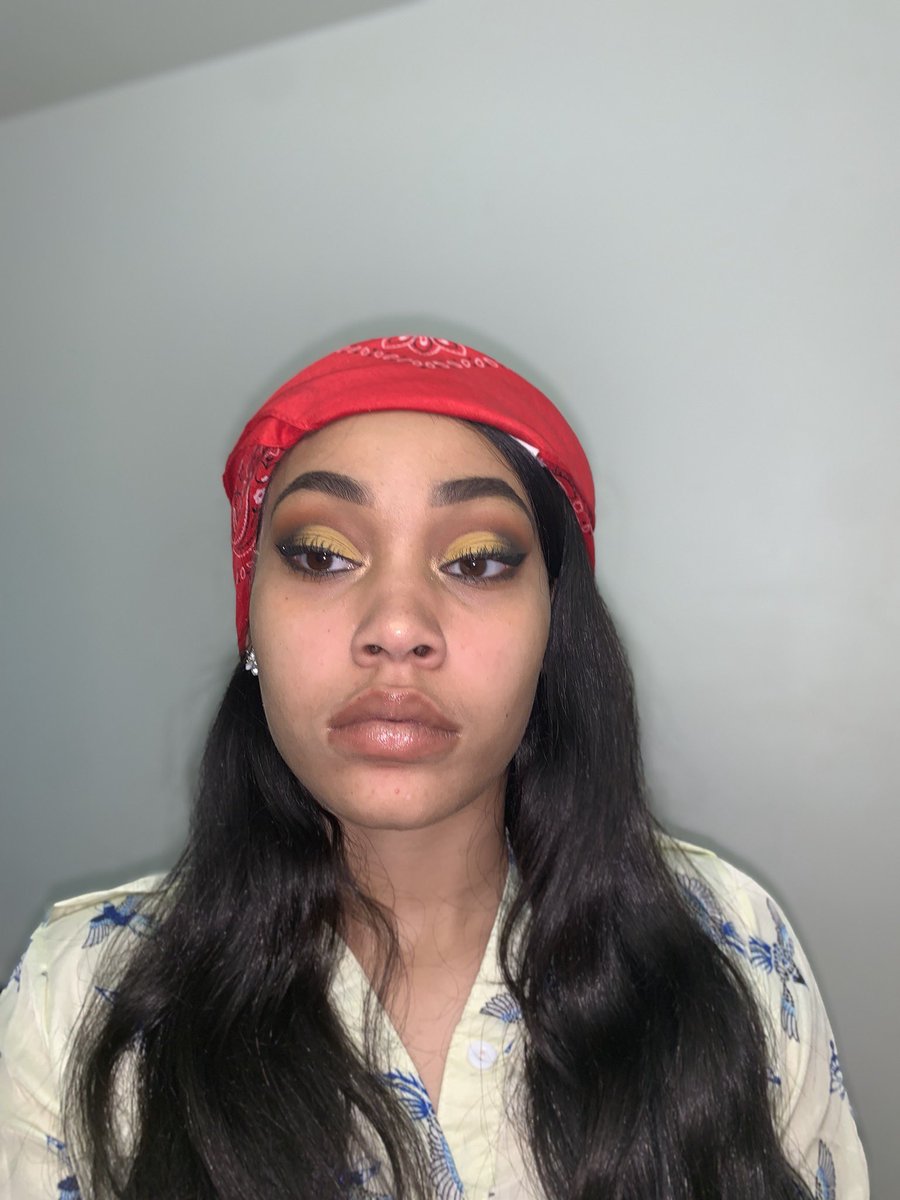Deyclusive's tweet photo. #INSTACHOICE ✨ Pick a look for me to recreate 🤩. beyond pissed I couldn’t find my lash glue 🤬 &amp; I need my eyebrows cleaned up .. 
•
•

•
•
NO FOUNDATION. 
#newlook #bemymua #pickalook #rva #makeupartist #summer #eyebrows #art #rvamua #cutcrease #letyourfacebemycanvas 👩🏼‍🎨 https://t.co/5mIjz8KWTP
