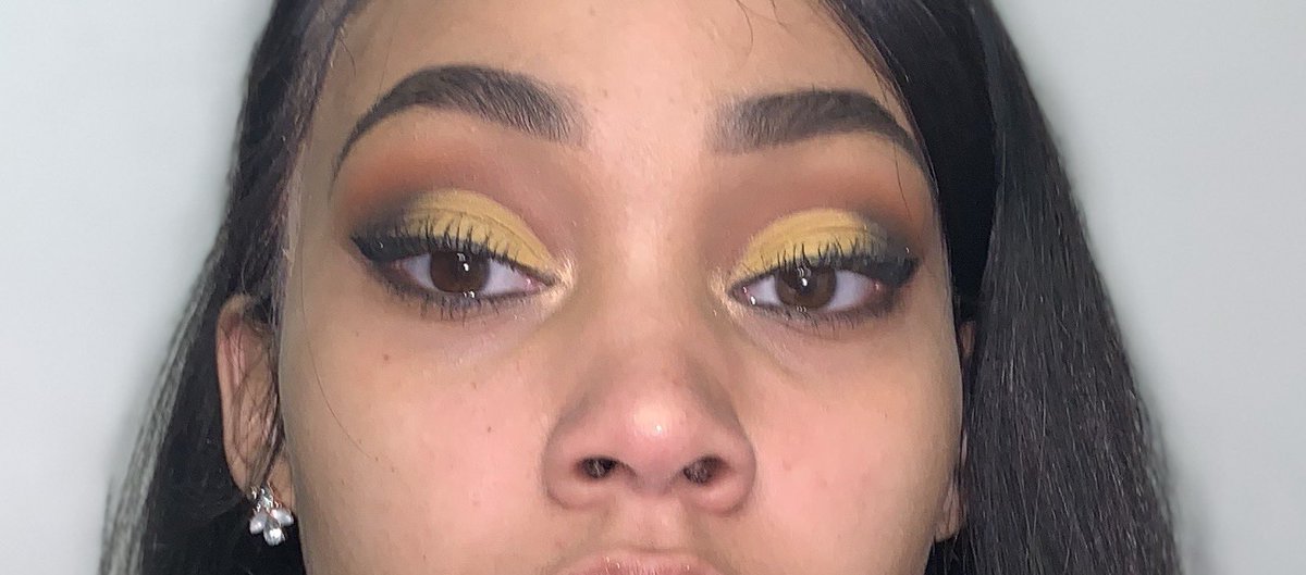 Deyclusive's tweet photo. #INSTACHOICE ✨ Pick a look for me to recreate 🤩. beyond pissed I couldn’t find my lash glue 🤬 &amp; I need my eyebrows cleaned up .. 
•
•

•
•
NO FOUNDATION. 
#newlook #bemymua #pickalook #rva #makeupartist #summer #eyebrows #art #rvamua #cutcrease #letyourfacebemycanvas 👩🏼‍🎨 https://t.co/5mIjz8KWTP