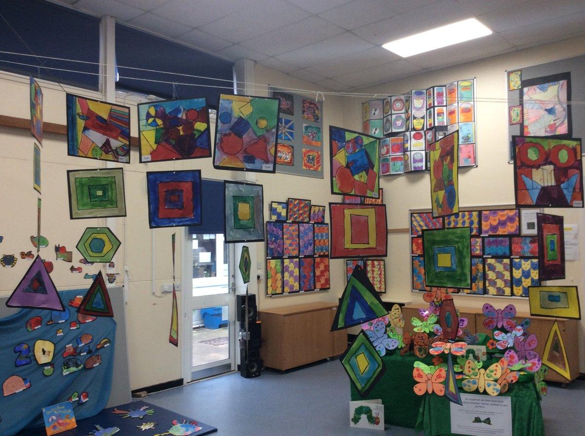 GladwinPrimary's tweet photo. Wow look #art #celebrations @GladwinPrimaryArt Exhibition.For 7 days we will share a different year groups mathematical #art . Day 6 is Year three's learning inspired by #Iuqman π #LovePeterGladwin #creativitiy #EdArt #EdMaths #growthmindset #resilience #art
@SussexCoastTSA https://t.co/v00OYiOid2