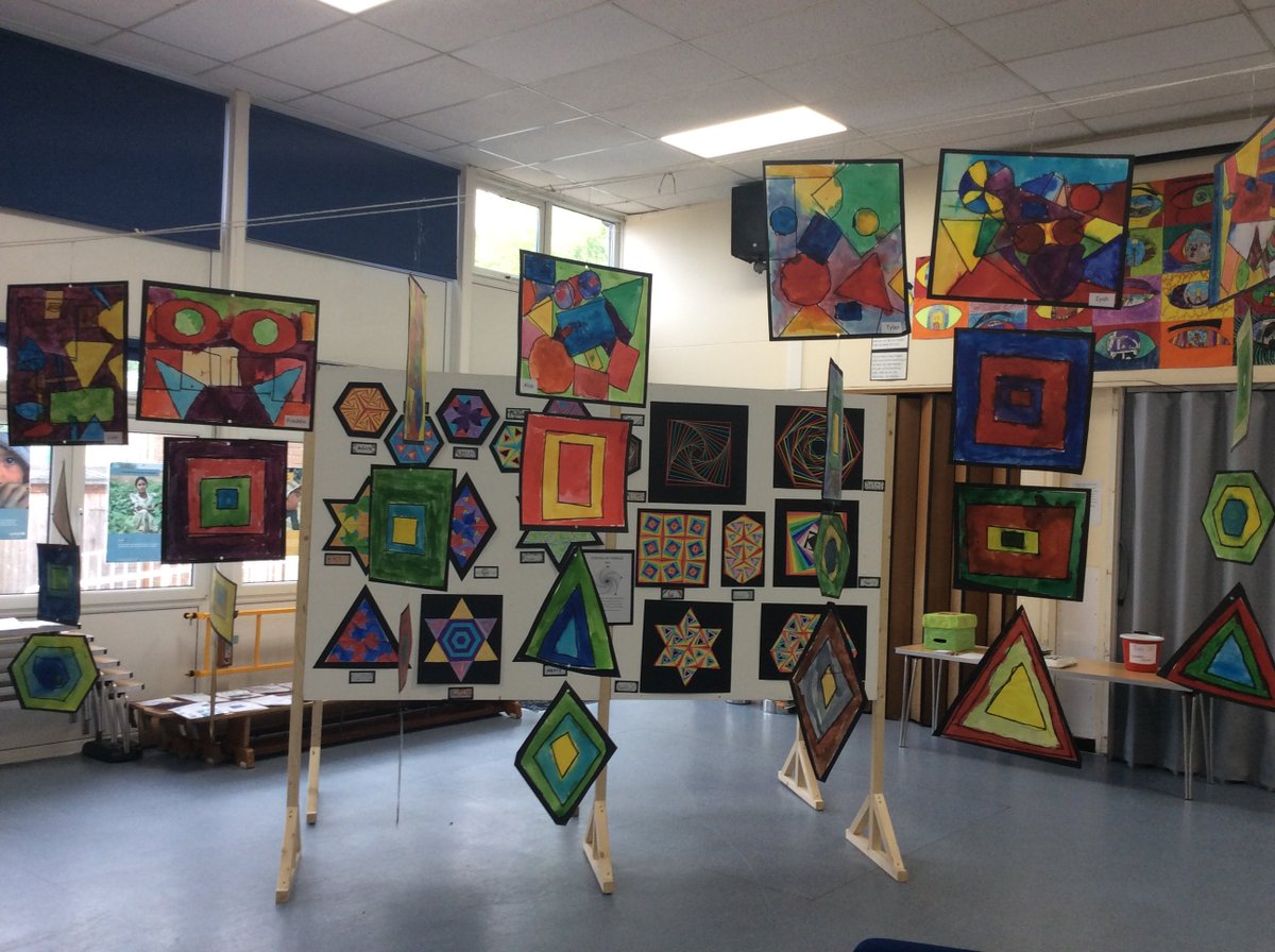 GladwinPrimary's tweet photo. Wow look #art #celebrations @GladwinPrimaryArt Exhibition.For 7 days we will share a different year groups mathematical #art . Day 6 is Year three's learning inspired by #Iuqman π #LovePeterGladwin #creativitiy #EdArt #EdMaths #growthmindset #resilience #art
@SussexCoastTSA https://t.co/v00OYiOid2